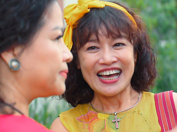 Hương vị tình thân: Bà Bích hả hê 'cà khịa' bà Sa khi Nam chính thức thành chị dâu của Thy