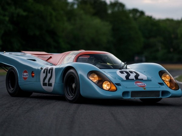 Cận cảnh xe đua Porsche 917K được định giá hơn 15 triệu USD