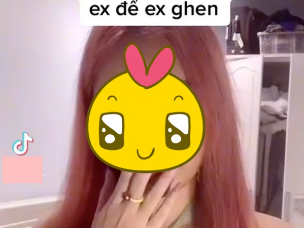 Thiếu nữ gửi clip 'trên giường' với bạn đồng tính để chọc bồ ghen, dân mạng hả hê: Chia tay cũng phải!