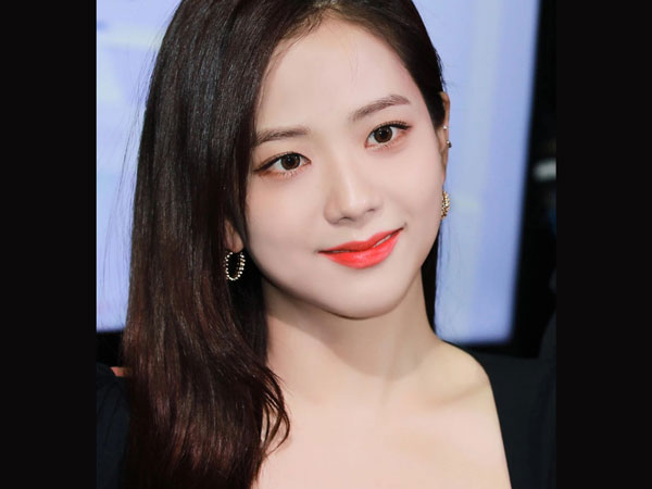 Nhược điểm nhan sắc 'trí mạng' của Jisoo, makeup sơ sẩy là già ngay chục tuổi, lộ visual lão hóa không phanh