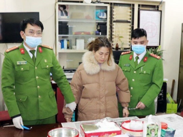 'Bà trùm' có 3 tiền án điều hành đường dây mua bán ma tuý