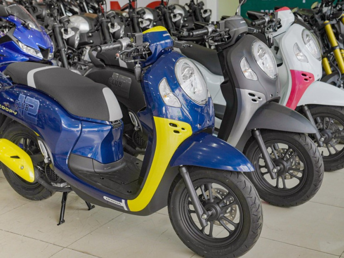 Xe máy Thái 'bỏ bùa' khách Việt vì tiết kiệm xăng, 1,8L/100km, đầy bình đi 230km, Honda Vision 'nể'