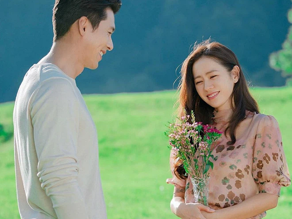 6 cặp đôi có phong cách thời trang đẹp mắt trong phim Hàn, từ couple 'hường phấn' đến cặp đôi 'đầu gấu' đều có đủ