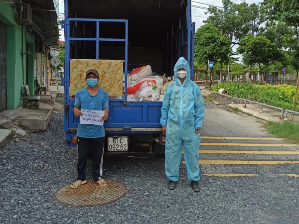 Ớn lạnh với bí mật trong chiếc xe tải vừa vào đến cửa ngõ TP HCM