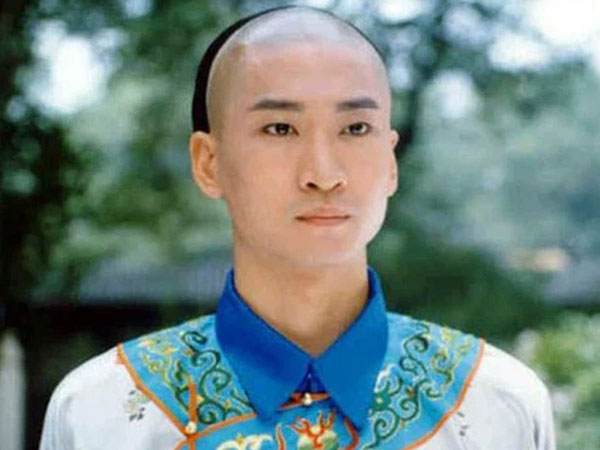 'Nhĩ Khang' Châu Kiệt đau đớn vì mẹ qua đời: 'Giờ đây tôi trở thành đứa con mất cả cha lẫn mẹ thật rồi'
