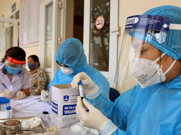 Trưa 8/9, Hà Nội thêm 35 ca mắc COVID-19, 7 người trong một gia đình ở quận Hai Bà Trưng dương tính