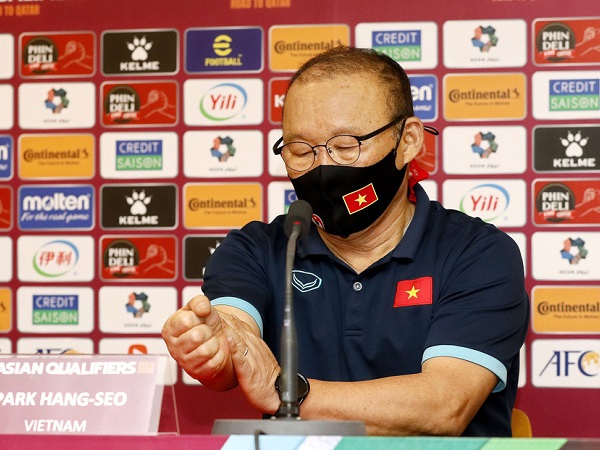 Tuyển Việt Nam bị FIFA trừ nhiều điểm sau trận thua Australia, thầy Park bỏ lỡ cột mốc lịch sử