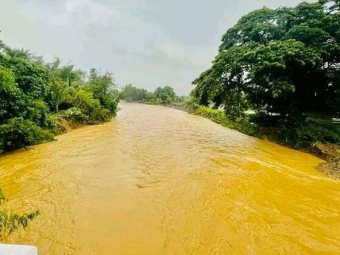 9 người Philippines thiệt mạng trong bão Conson, chuẩn bị đón bão Chanthu