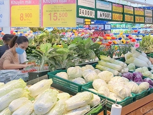 Bình Dương cho phép cửa hàng thực phẩm, dịch vụ ăn uống, buôn bán hàng hóa phục vụ nhu cầu người dân mở cửa trở lại