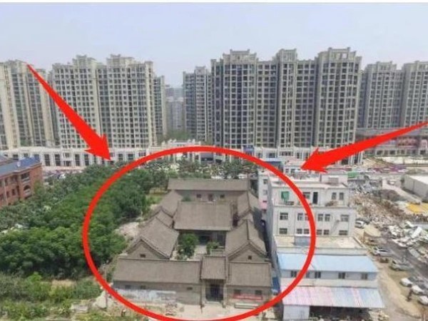 Chủ nhà cứng đầu nhất TQ, được đền bù 30 nghìn tỷ đồng vẫn không chịu dỡ bỏ - Chuyên gia vào cuộc: Tuyệt đối không được phá!