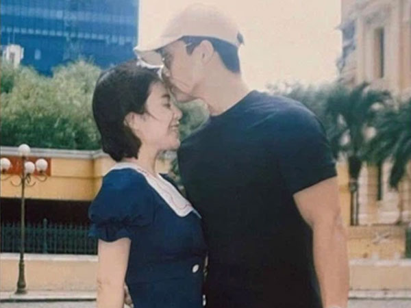 Bạn trai đăng ảnh ôm hôn kèm tâm thư mừng sinh nhật Thái Trinh, nữ ca sĩ cũng hồi đáp tặng 'cẩu lương' cho mọi người