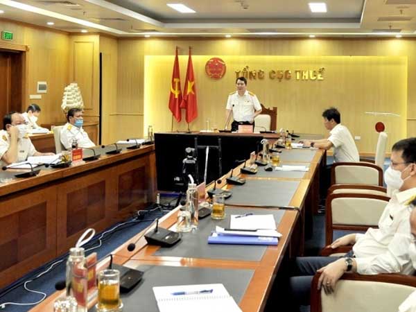 Thu phí trước bạ thấp đột biến, tiền thu nhiều loại thuế giảm mạnh