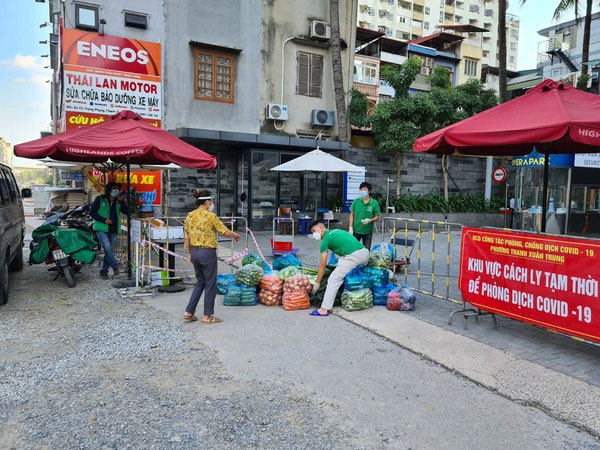 Hà Nội: Phong toả chung cư Rivera Park sau khi phát hiện ca F0 là cư dân bán hàng online cho rất nhiều người trong toà nhà
