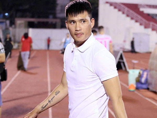 1 CLB bóng đá bác bỏ thông tin Công Vinh là cổ đông góp vốn 20 tỷ đồng, nguyên nhân là gì?