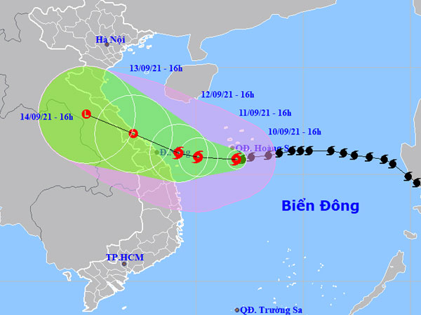 Bão số 5 giật cấp 13 di chuyển nhanh hướng vào Quảng Trị - Quảng Nam, biển động dữ dội