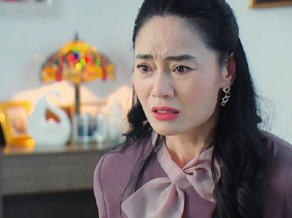 Hương vị tình thân: Truy ra danh tính loạt tài khoản tố bà Xuân ăn chặn tiền, đòi sao kê, livestream hẳn 10 người xem
