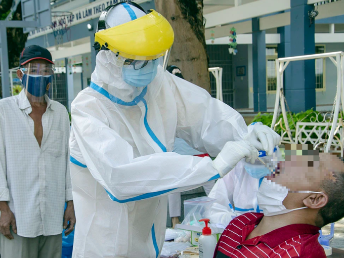 Công an xã dương tính sau bữa tiệc sinh nhật, nhiều người phải cách ly tập trung