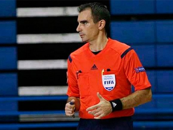 'Trọng tài xuất sắc nhất thế giới' bắt chính trận Việt Nam vs Brazil