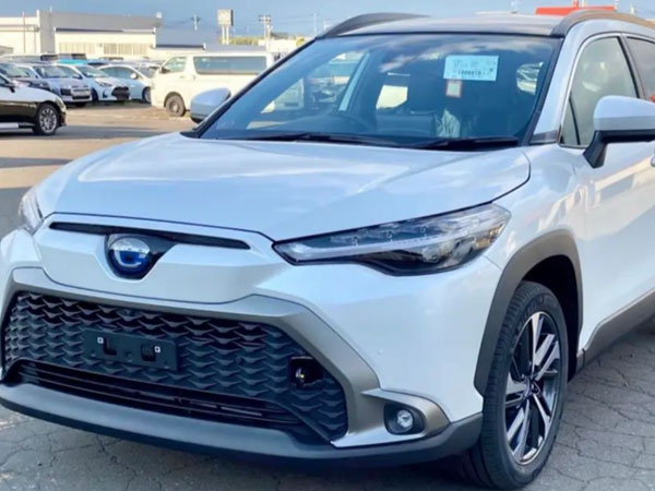 Toyota Corolla Cross phiên bản nâng cấp lộ diện trước ngày ra mắt