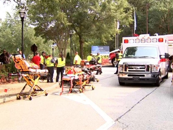 Nổ lớn rung chuyển tòa chung cư ở ngoại ô Atlanta