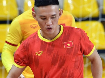 Cầu thủ futsal Việt Nam đá World Cup để lo cho cha chữa bệnh hiểm nghèo