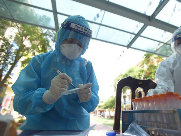 Hà Nội có thêm 8 ca dương tính SARS-CoV-2, 1 ca ở cộng đồng