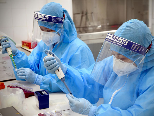 Chiều 14/9 Hà Nội thêm 14 người mắc Covid-19, có 6 ca tại Hoàng Mai