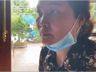 Vụ đình chỉ nữ cán bộ ở Hà Nội: Yêu cầu công khai trên Đài truyền thanh quyết định sai trái của UBND xã