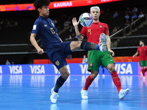 Sau cú sốc nho nhỏ, Thái Lan thua ngược tan tác trong ngày ra quân World Cup