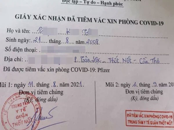 GĐ Trung tâm Y tế bị đình chỉ vụ bé 13 tuổi được tiêm vaccine Pfizer: 'Vì lo lắng cho sức khỏe của con em cán bộ chống dịch'