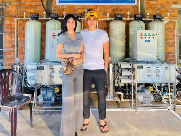 Giữa bão drama, Thuỷ Tiên lại bị tố ăn chặn 450 triệu với mỗi chiếc máy lọc nước cứu trợ hạn mặn, netizen lập tức vào cuộc minh oan cho nữ ca sĩ