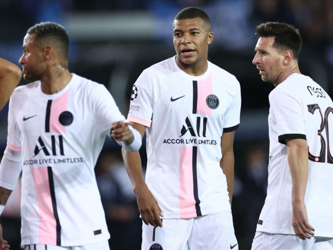 'PSG yếu hơn khi có Messi'