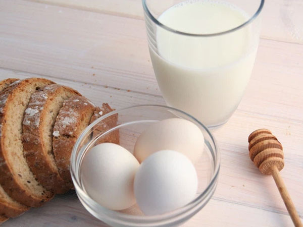 Muốn bữa sáng đủ chất, nhiều người  ăn trứng kết hợp với món cực bổ này mà không biết sẽ gây tổn hại sức khỏe
