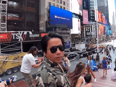 Khoa Pug chi 50 triệu/tháng để thuê nhà sống ở Mỹ, gây tranh luận khi so sánh đất ở New York rẻ hơn... Hà Nội