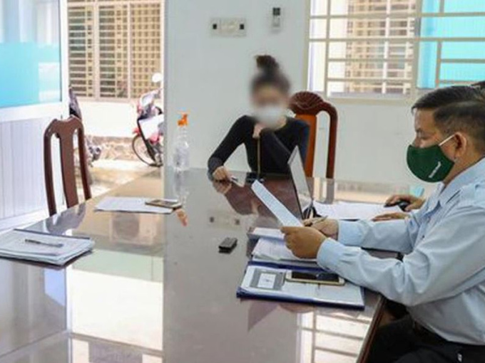 Đăng Facebook 'nhờ ba chồng quyền lực nên được tiêm thuốc Mỹ', cô gái nói để 'loè' bạn bè
