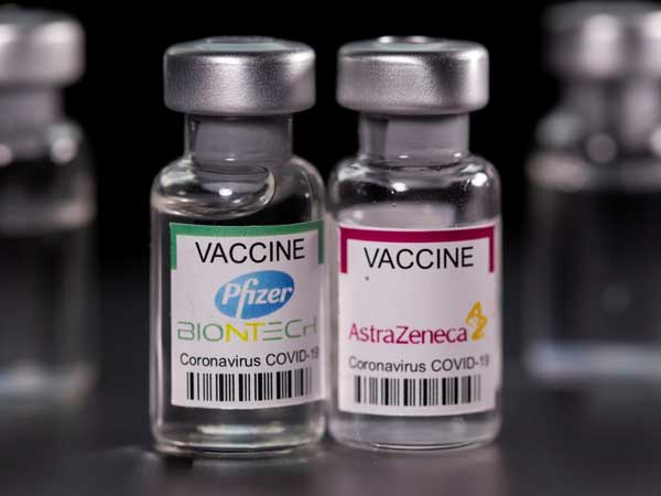 Hiệu quả vắc xin Pfizer và AstraZeneca phai dần như thế nào?