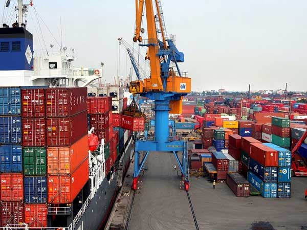Việt Nam nhập siêu gần 39 tỷ USD từ Trung Quốc: Nhập khẩu những gì?