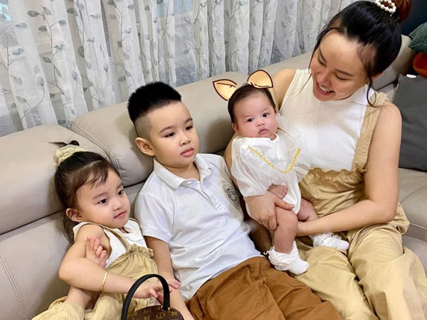 Vy Oanh khoe con gái út xinh như búp bê, hé lộ căn phòng cho tiểu công chúa vô cùng đáng yêu