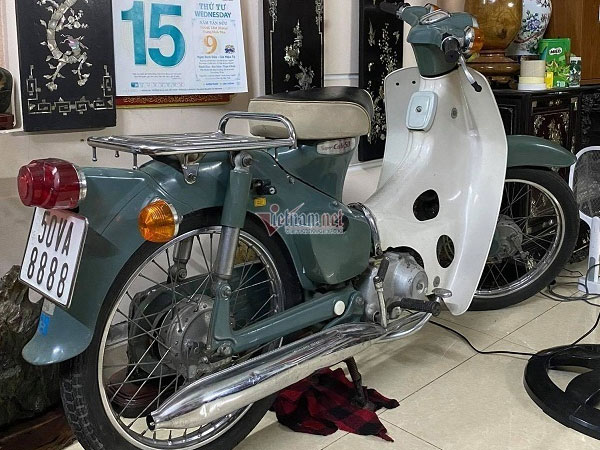 Khách xin đổi ô tô lấy Honda Cub 50 tứ quý 8, dân chơi không chịu