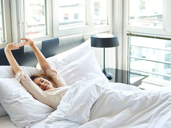 Mùa thu dễ mắc bệnh: Áp dụng ngay quy tắc '3 đừng nên buổi sáng', '3 không vội buổi trưa', '3 không làm buổi tối', làm được cả đời sống khoẻ, chẳng lo bệnh tật