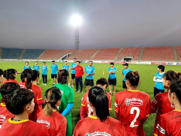 Đội tuyển Nữ Việt Nam tập buổi đầu tiên tại Tajikistan, sẵn sàng cho vòng loại Asian Cup