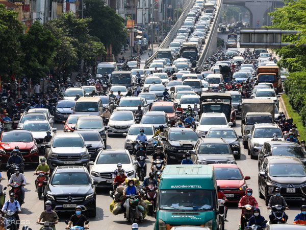 Sau 6h ngày 21/9, Hà Nội không áp dụng giấy đi đường, không còn phân chia 3 vùng