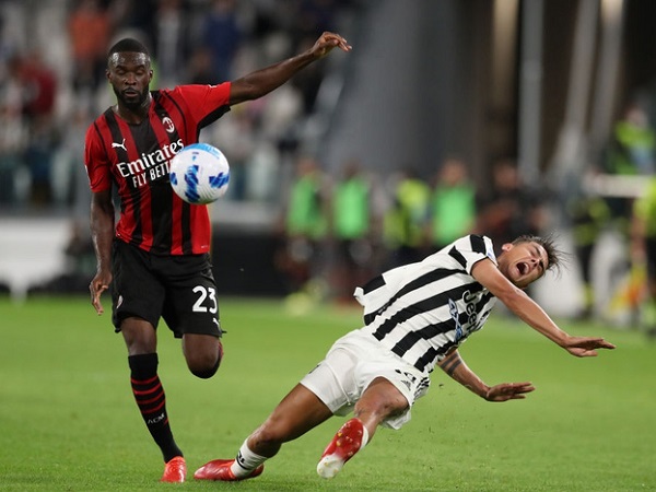 Juventus rơi xuống nhóm 'cầm đèn đỏ'sau khi chia tay Ronaldo