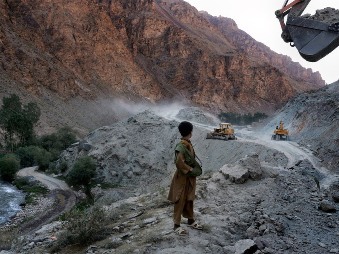 Nga và Trung Quốc quan tâm khối tài nguyên 1.000 tỉ USD của Afghanistan
