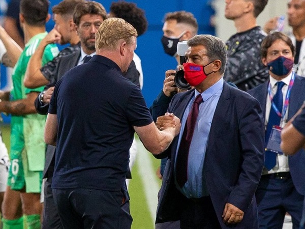 Koeman xếp Pique đá tiền đạo gây sốc, chờ ngày bị sa thải