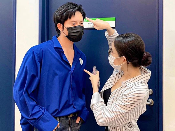 Chưa công khai nhưng Anh Tú - Ly Ly lại lộ 'hint' sống chung, chi tiết mái tóc lởm chởm khiến netizen cười xỉu!
