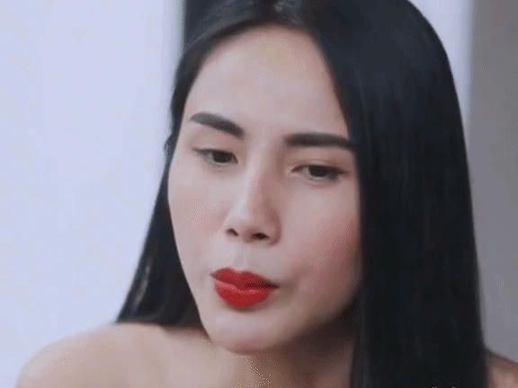 Hot trở lại phát ngôn của Thuỷ Tiên về nhà chồng: 'Gia đình dồn hết trách nhiệm cho Công Vinh, không cần biết có bao nhiêu'