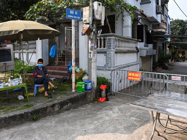 Thêm 10 ca nhiễm nCoV, Hà Nam xét nghiệm toàn bộ thành phố Phủ Lý