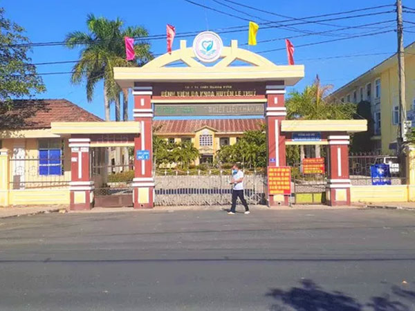 Thông tin mới nhất về việc cô giáo tiêm 2 mũi vắc xin phòng COVID-19 cách nhau 10 phút