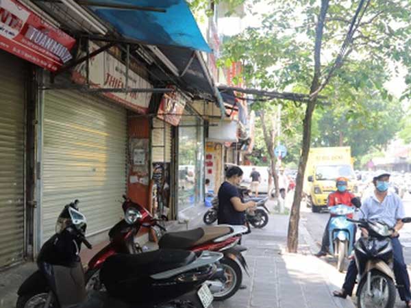 Mở cửa kinh doanh, nhiều người lo không đủ lãi để trả tiền thuê mặt bằng